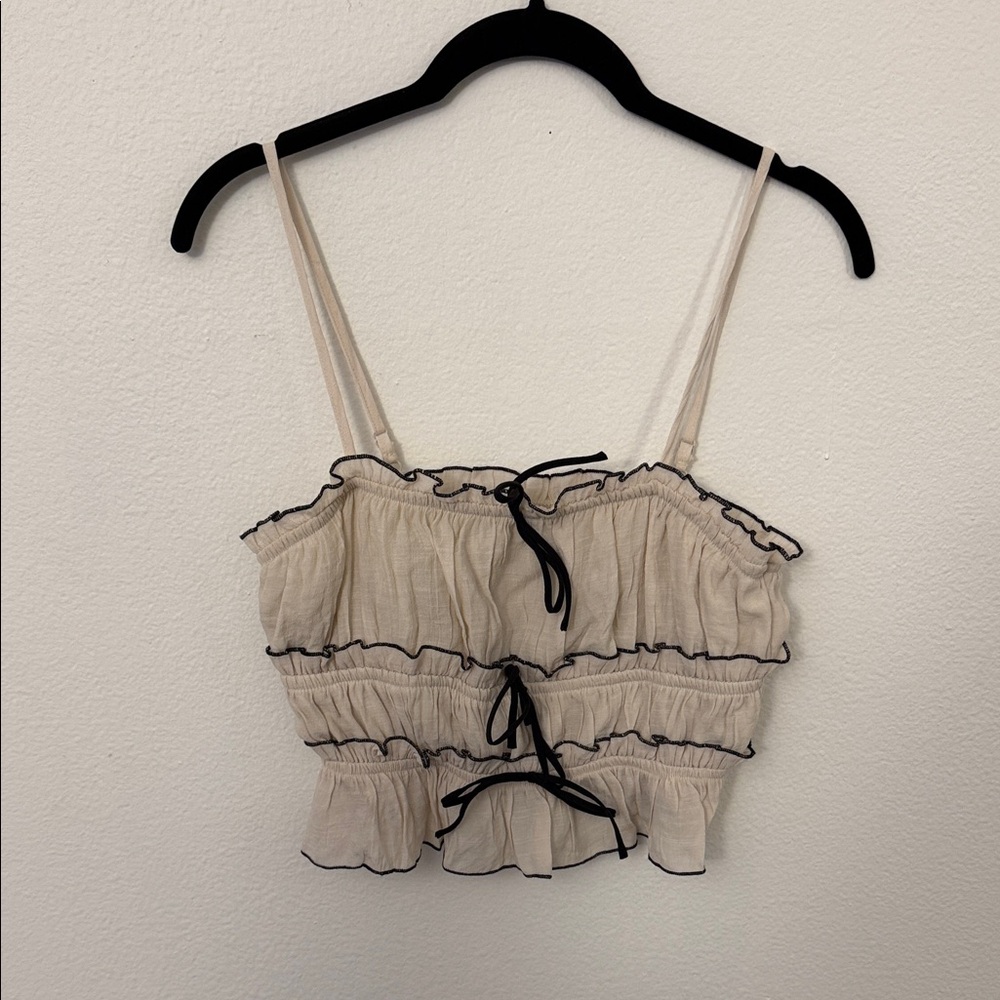 Elegant Cream Ruffle Set - Picture 2 of 7